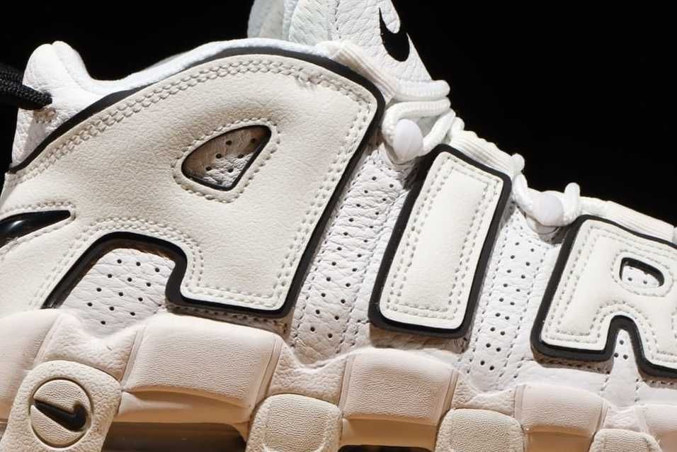【スニダンで購入可】1/8発売 Nike WMNS Air More Uptempo "White/Black" 抽選/定価/販売店舗まとめ 2枚目
