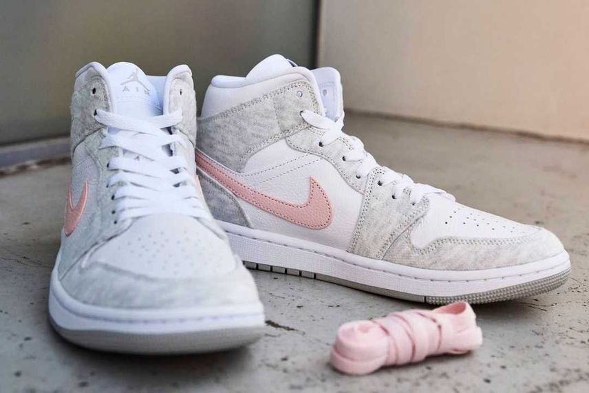 Nike Women's Air Jordan 1 Mid SE Nike Women's Air Jordan 1 Mid SE