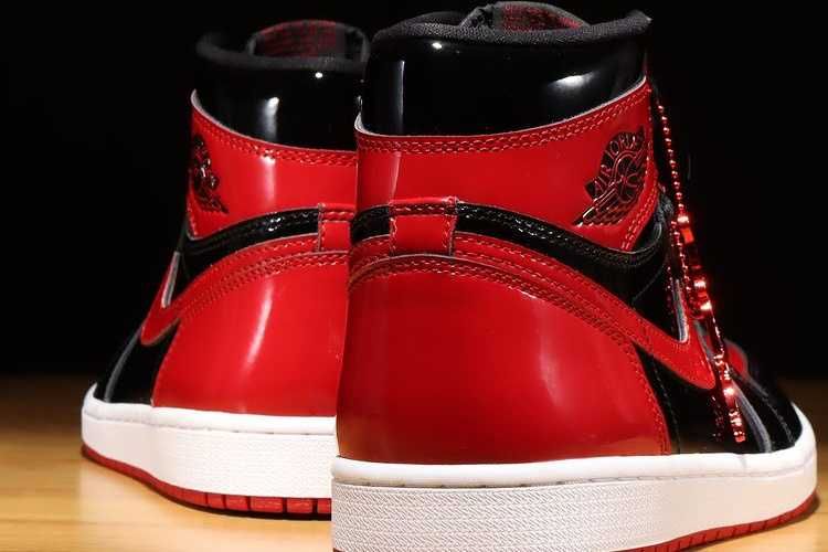 【スニダンで購入可】1/15発売 Nike Air Jordan 1 High OG "Patent Bred" 抽選/定価 /販売店舗まとめ 3枚目