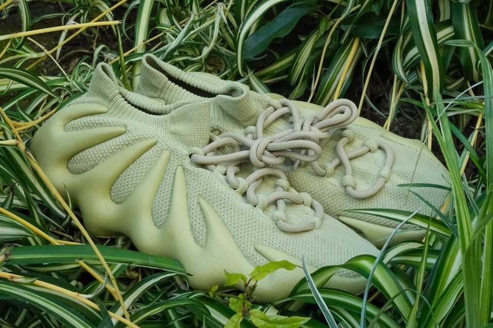 【スニダンで購入可】12/17発売 adidas YEEZY 450 "Resin" 抽選/定価/販売店舗まとめ 13枚目