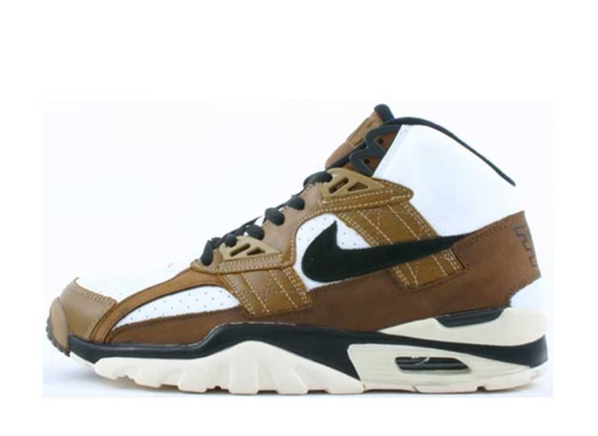 Nike Air Trainer Sc High Escape を買うならスニーカーダンク Nike Air Trainer Sc High Escape を買うならスニーカーダンク