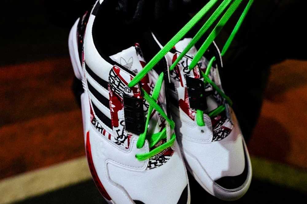 【スニダンで購入可】2/20発売 atmos × adidas "Graffiti Pack" 抽選/定価/販売店舗まとめ 2枚目