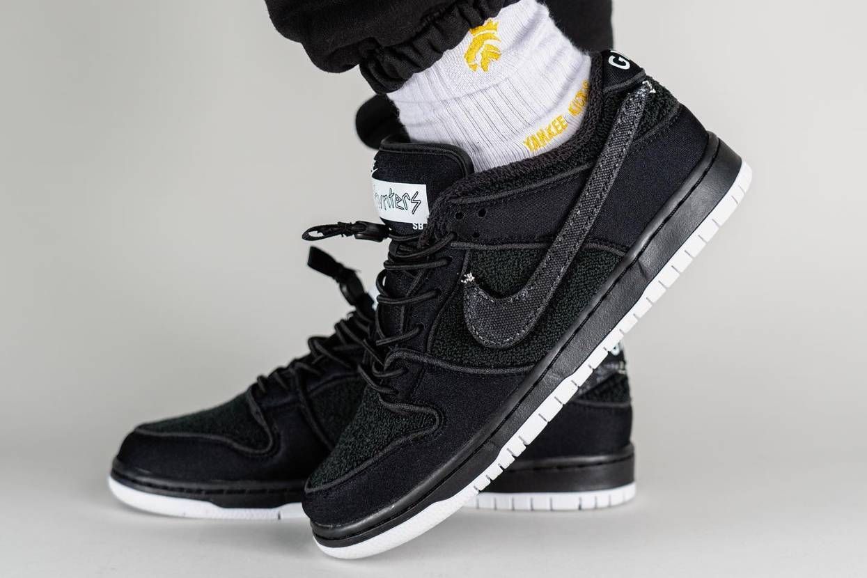 【スニダンで購入可】5/24発売 Gnarhunters × Nike SB Dunk Low "Black/White" 抽選/定価/販売店舗まとめ 4枚目