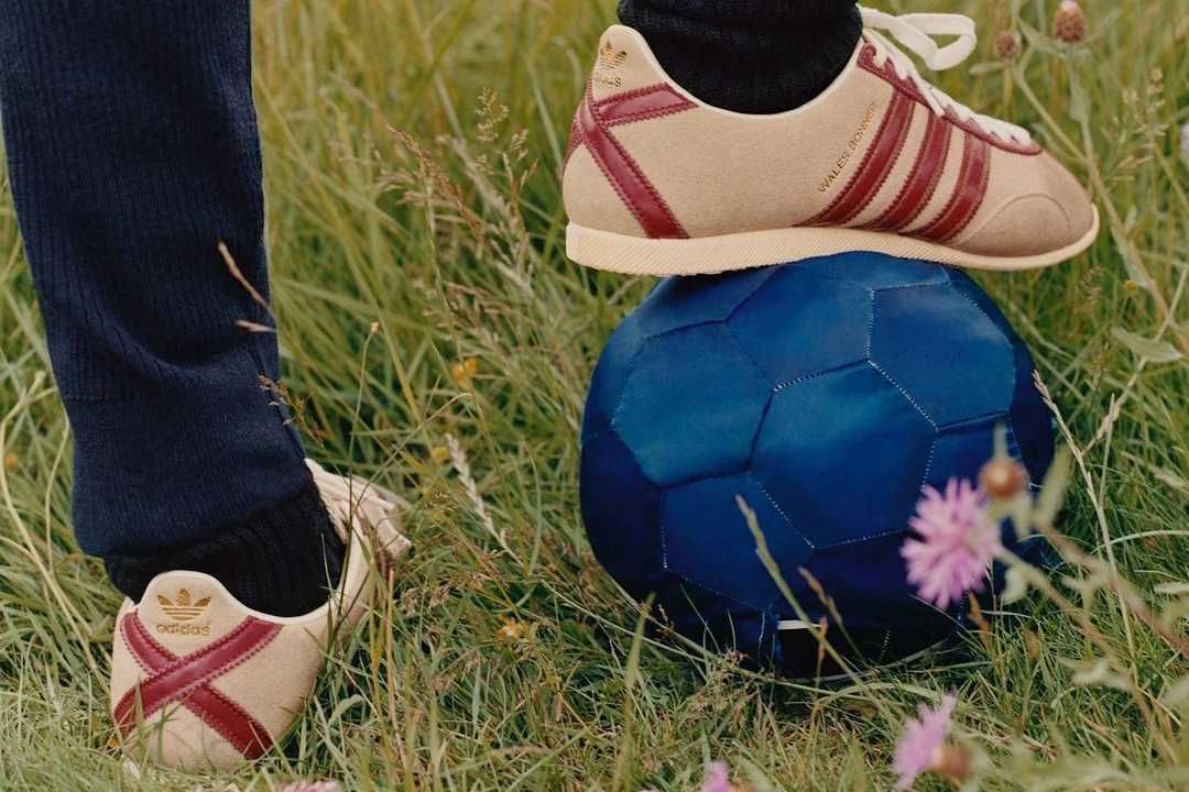 【スニダンで購入可】2/18発売 Wales Bonner × adidas Consortium Japan 2type 抽選/定価/販売店舗まとめ 3枚目