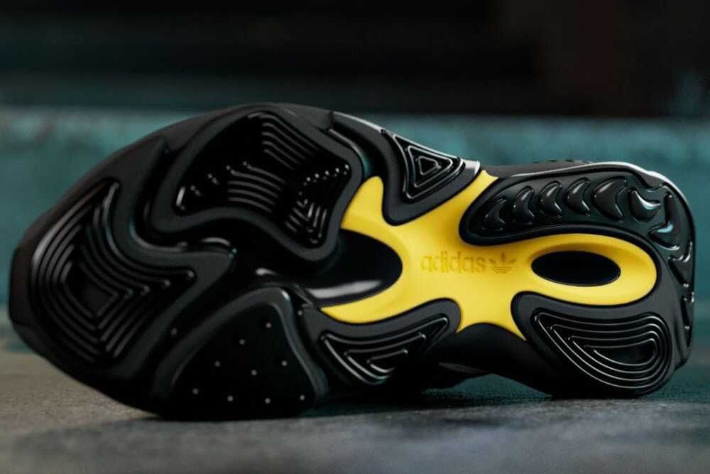 【スニダンで購入可】2/23発売 GUCCIMAZE × adidas originals Ozrah "Core Black/Grey Six" 抽選/定価/販売店舗まとめ 4枚目