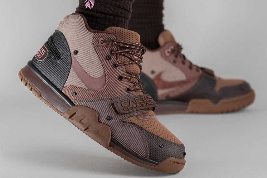 トラヴィススコット ナイキ Travis Scott Nike スニーカー 人気の新作 中古通販 スニーカーダンク トラヴィススコット ナイキ Travis Scott Nike スニーカー 人気の新作 中古通販 スニーカーダンク
