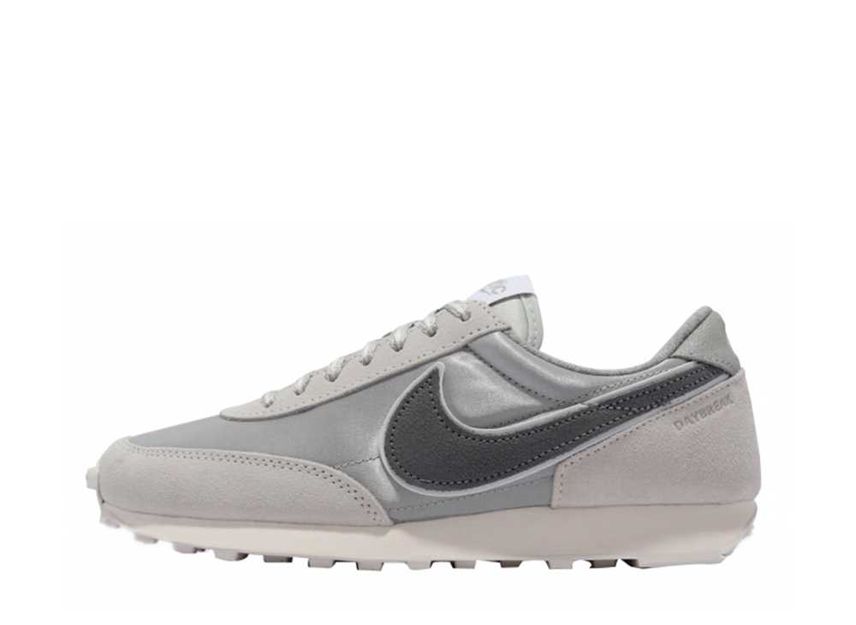 Nike top day breaks