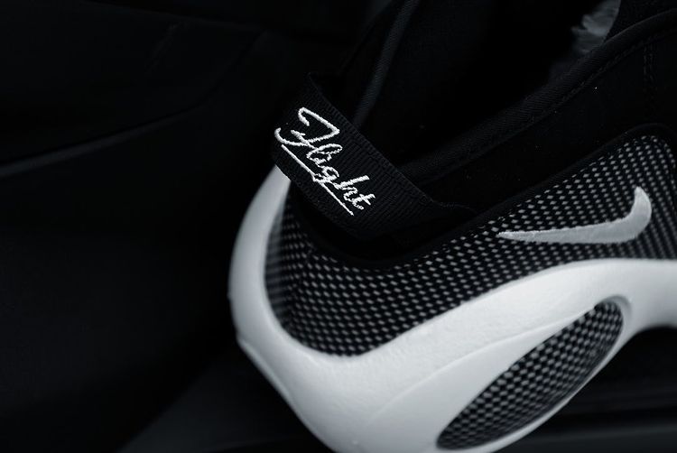 【スニダンで購入可】5/6発売 Nike Air Zoom Flight 95 "Black Metallic" 抽選/定価/販売店舗まとめ 10枚目