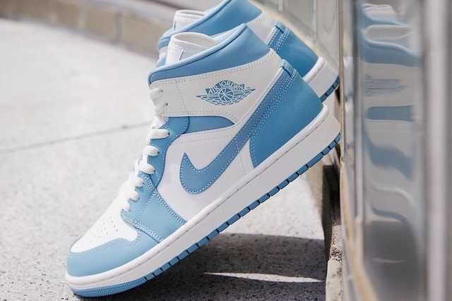 【スニダンで購入可】4/1発売 Nike WMNS Air Jordan 1 Mid "University Blue" 抽選/定価/販売店舗まとめ 3枚目