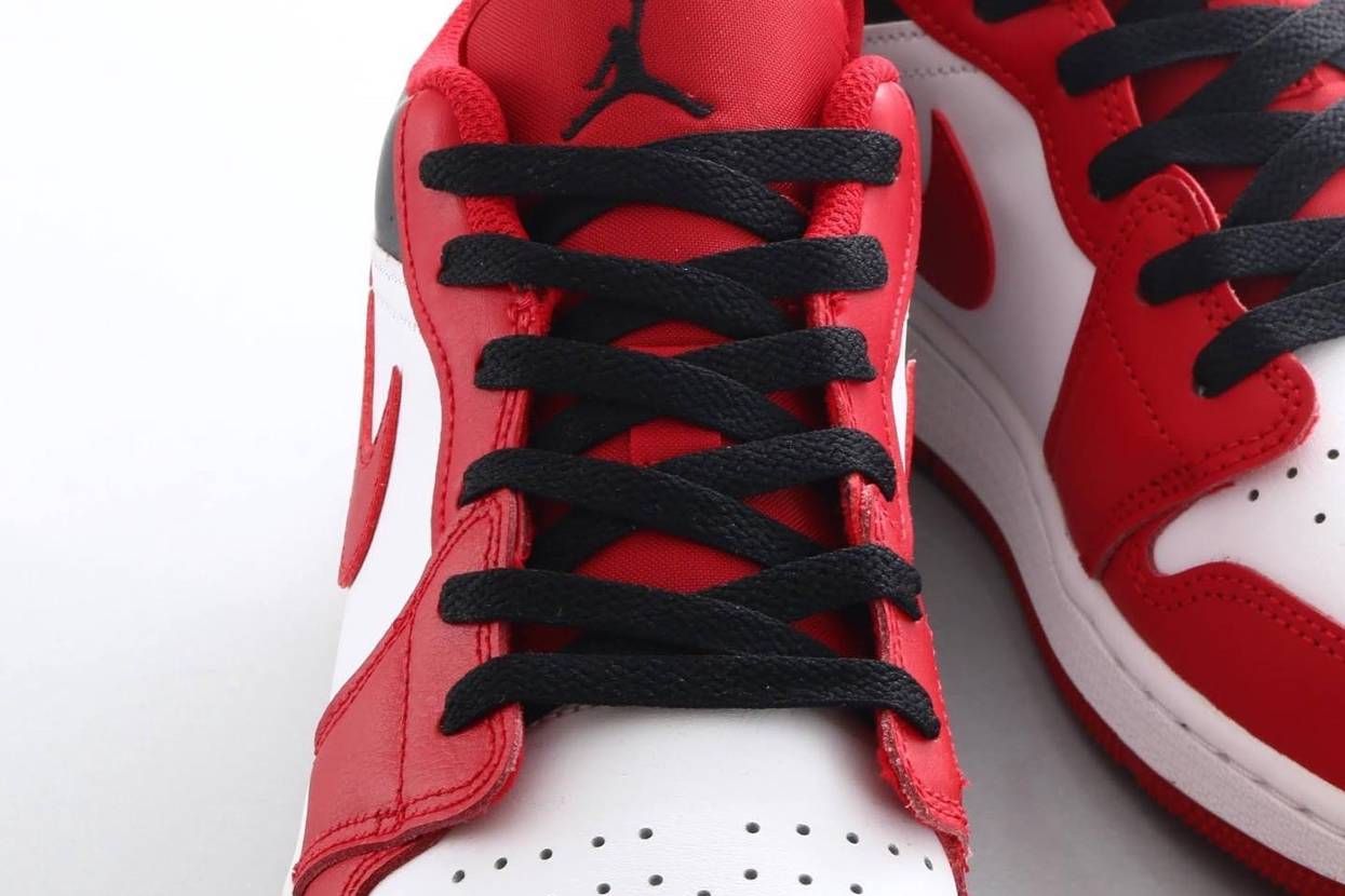 【販売リンクあり】近日発売 Nike Air Jordan 1 Low ALT "Bulls" 抽選/定価/販売店舗まとめ 3枚目