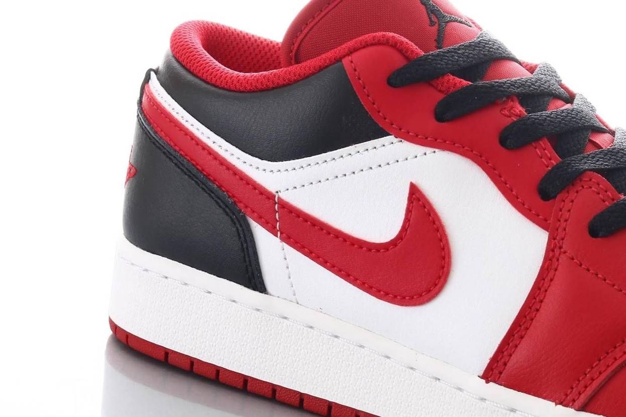 【販売リンクあり】近日発売 Nike Air Jordan 1 Low ALT "Bulls" 抽選/定価/販売店舗まとめ 2枚目