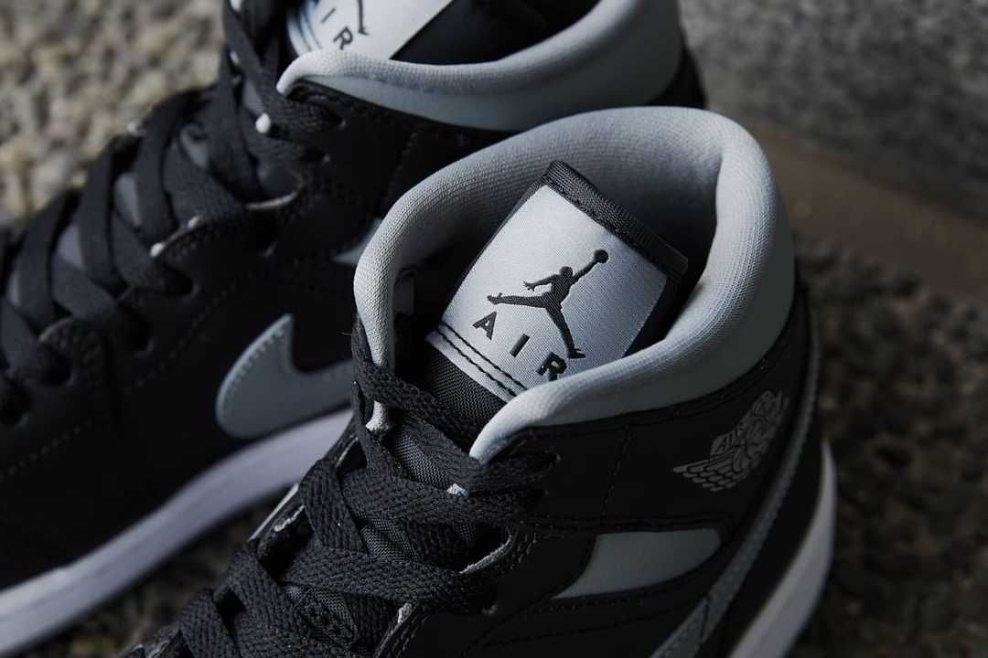 【スニダンで購入可】4/9発売 Nike WMNS Air Jordan 1 Mid "Shadow" 抽選/定価/販売店舗まとめ 3枚目