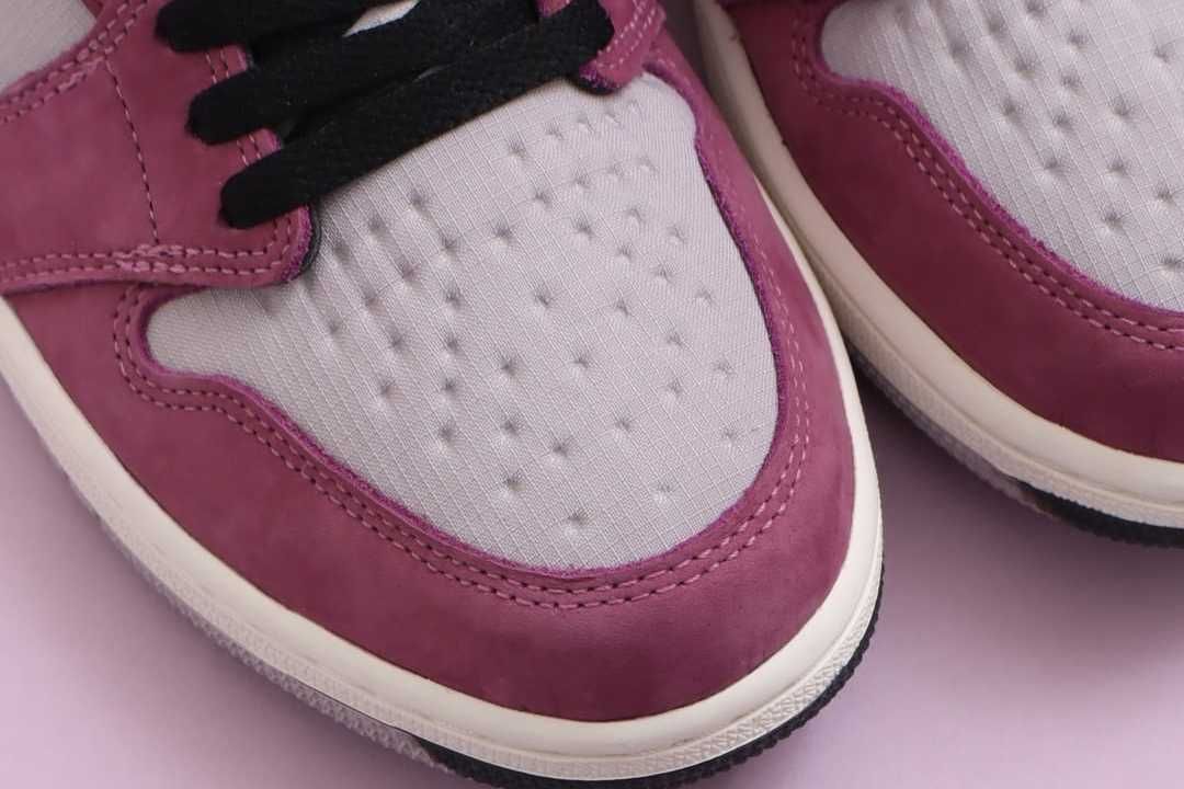 【スニダンで購入可】4/10発売 Nike Air Jordan 1 Element GORE-TEX "Berry" 抽選/定価/販売店舗まとめ 3枚目