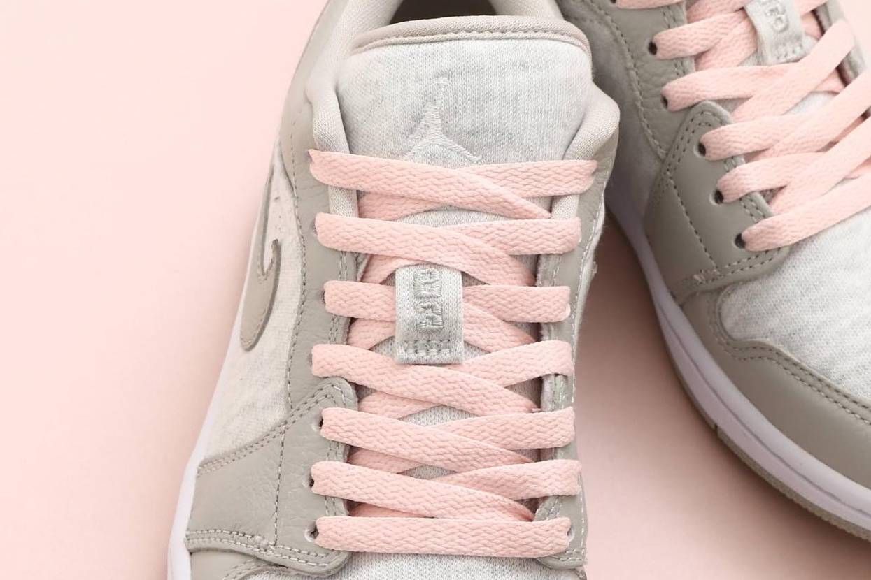 【スニダンで購入可】4/16発売 Nike WMNS Air Jordan 1 Low "Light Iron Ore" 抽選/定価/販売店舗まとめ 2枚目