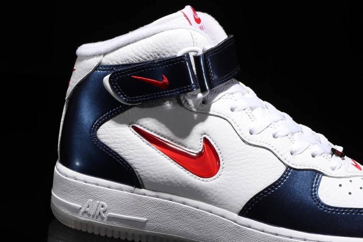 【スニダンで購入可】4/28発売 Nike Air Force 1 Mid QS 2colors 抽選/定価/販売店舗まとめ 4枚目