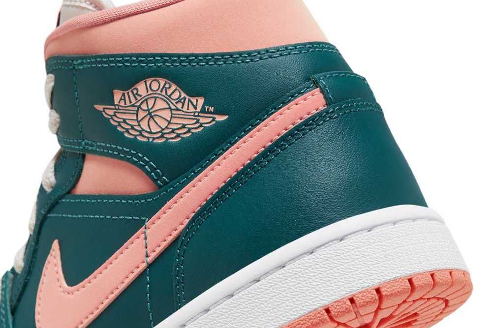 【スニダンで購入可】5/14発売 Nike WMNS Air Jordan 1 Mid "Dark Teal Green" 抽選/定価/販売店舗まとめ 11枚目