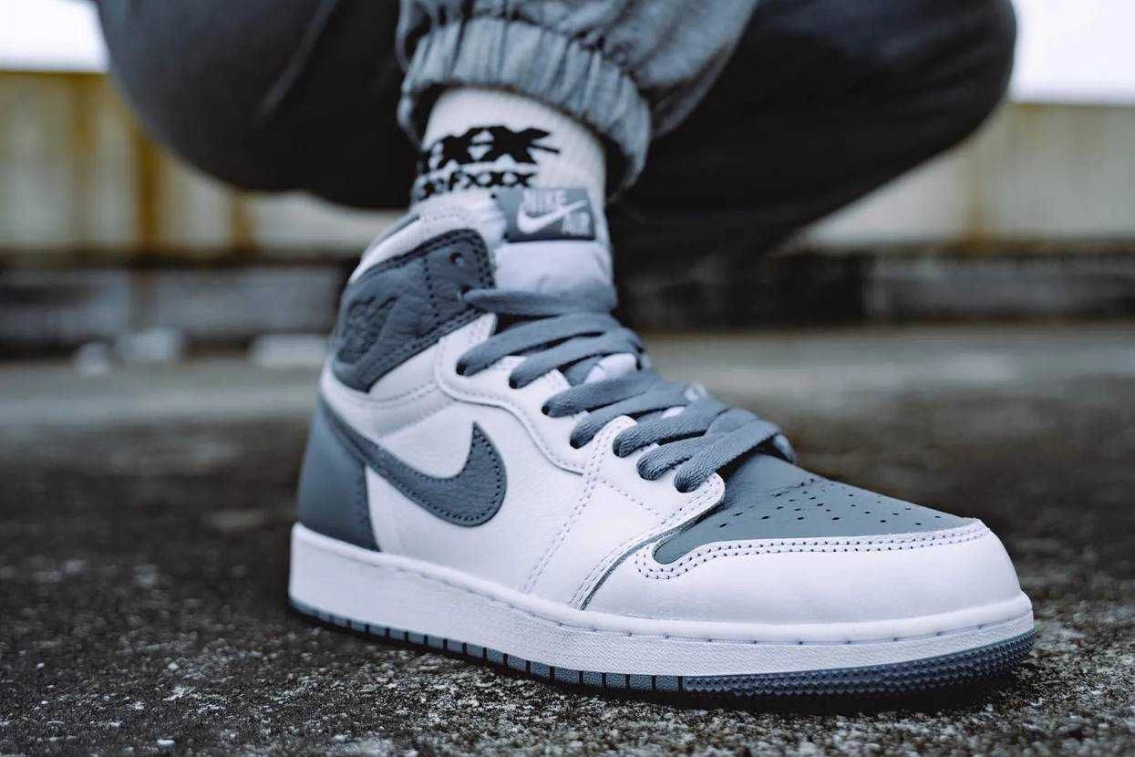 【スニダンで購入可】8/27発売 Nike Air Jordan 1 High OG "Stealth" 抽選/定価/販売店舗まとめ 7枚目