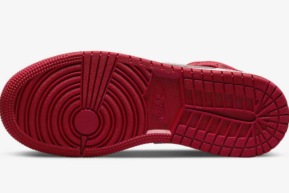 【スニダンで購入可】近日発売 Nike GS Air Jordan 1 Mid "Bred" 抽選/定価/販売店舗まとめ 5枚目