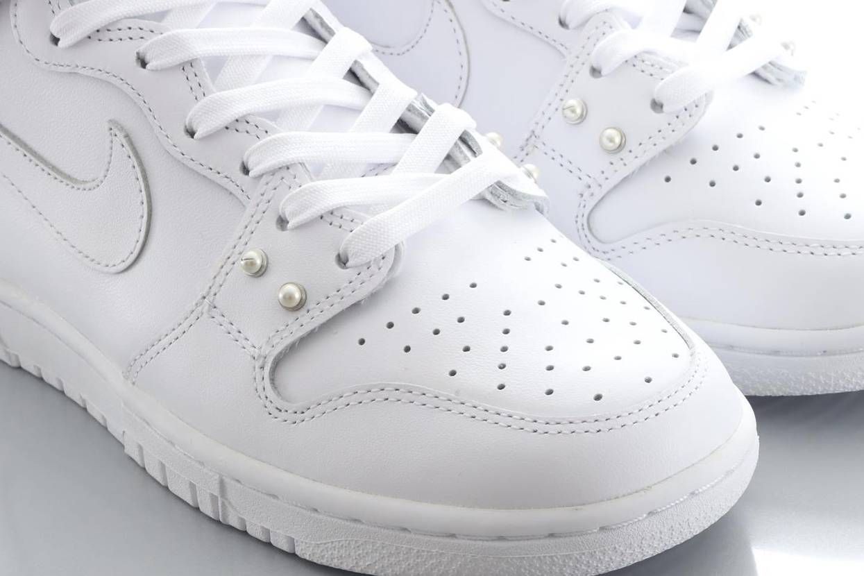 【スニダンで購入可】5/18発売 Nike WMNS Dunk High "Pearl" 抽選/定価/販売店舗まとめ 3枚目