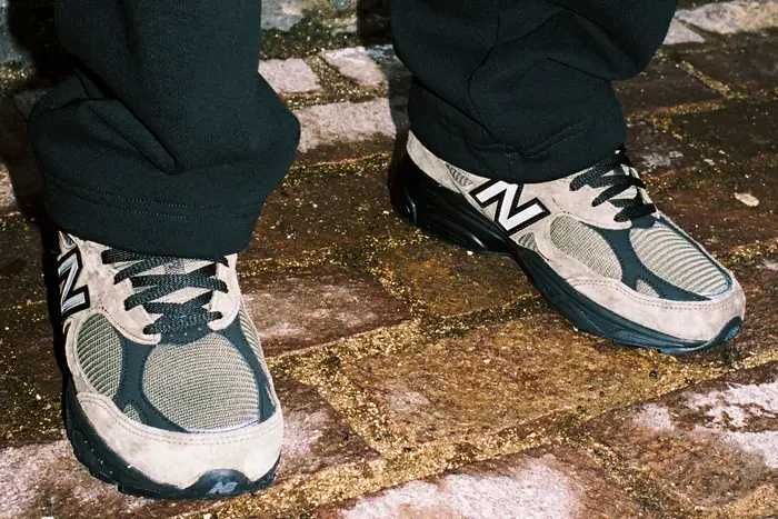 【スニダンで購入可】5/18発売 JJJJound × New Balance 990V3 "Slate Black" 抽選/定価/販売店舗まとめ 2枚目