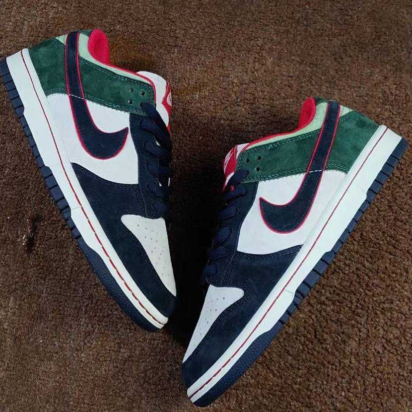 【リーク】Nike Dunk Low "White/Green/Red/Black/Navy" 抽選/定価/販売店舗まとめ 2枚目