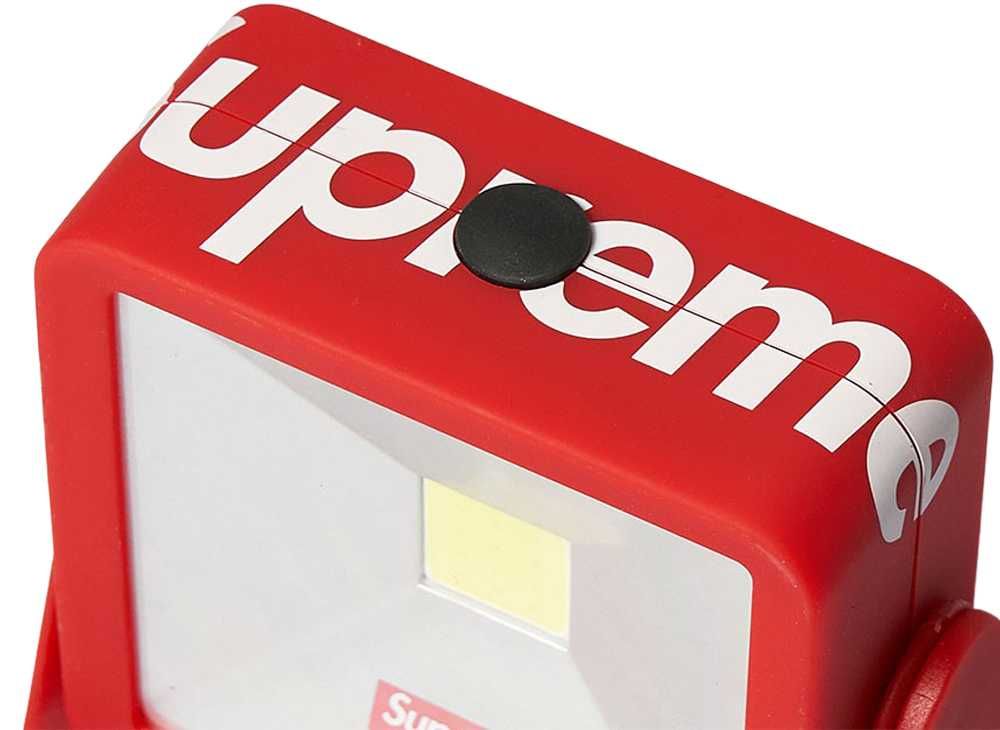 Supreme Kickstand Light レッド 新品未開封 Supreme Magnetic Kickstand Light 