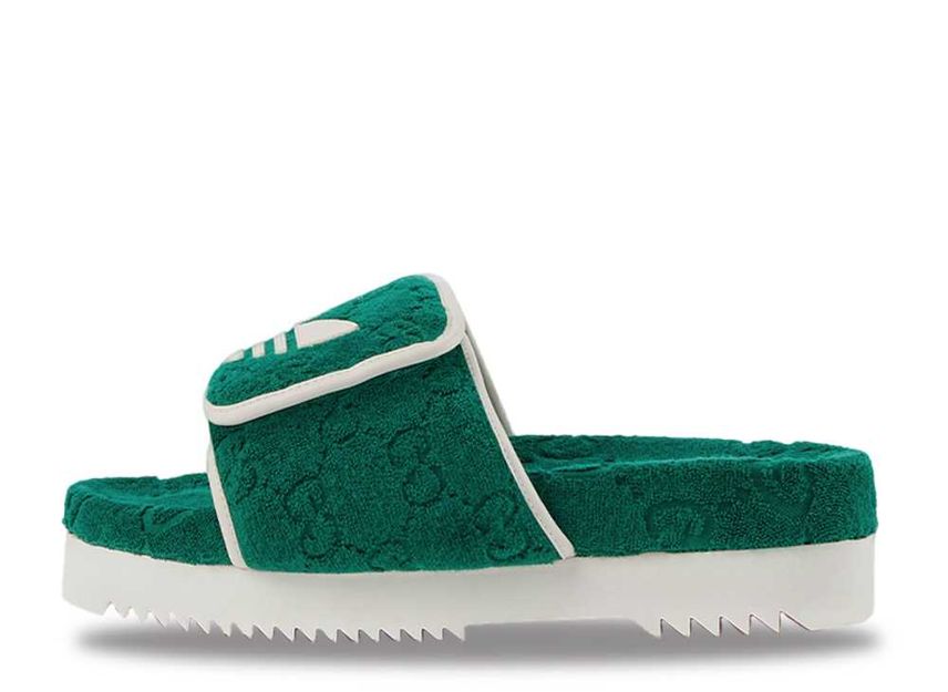 Adilette gucci top