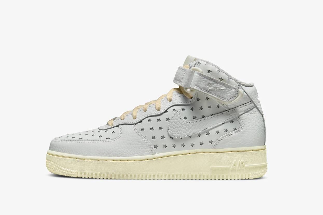 【販売リンクあり】海外抽選中 Nike WMNS Air Force 1 Mid Star "Summit White" 抽選/定価/販売店舗まとめ 2枚目