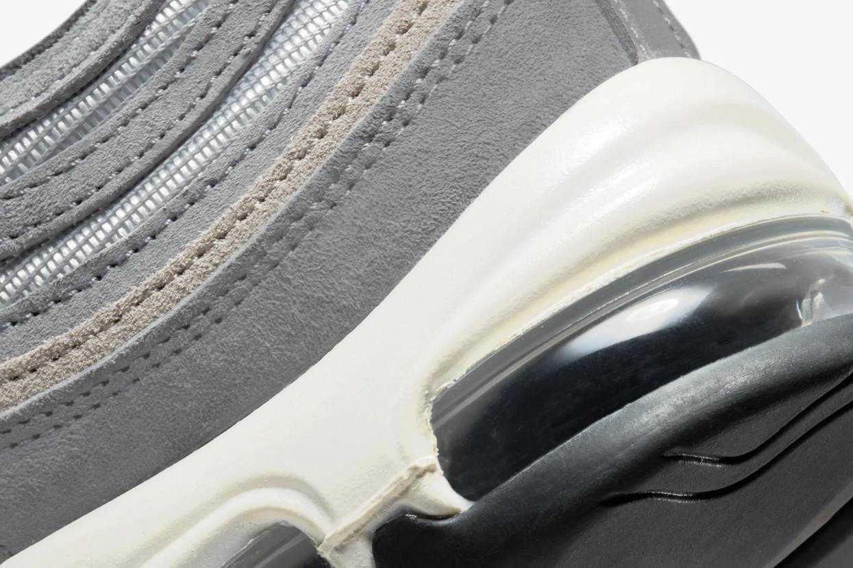 【販売リンクあり】海外抽選中 Nike Air Max 97 "Smoke Grey / Metallic Silver" 抽選/定価/販売店舗まとめ 6枚目