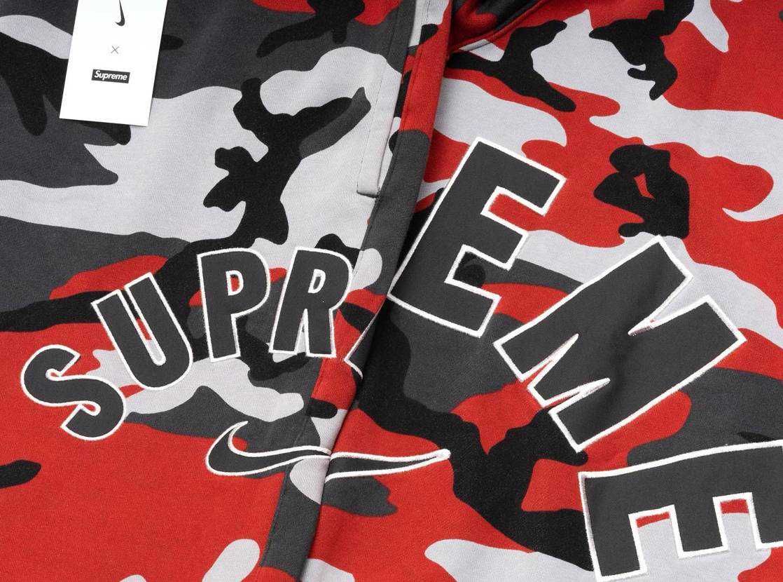  【スニダンで購入可】5/28発売 Supreme 2022SS Week14 抽選/定価/販売店舗まとめ 2枚目