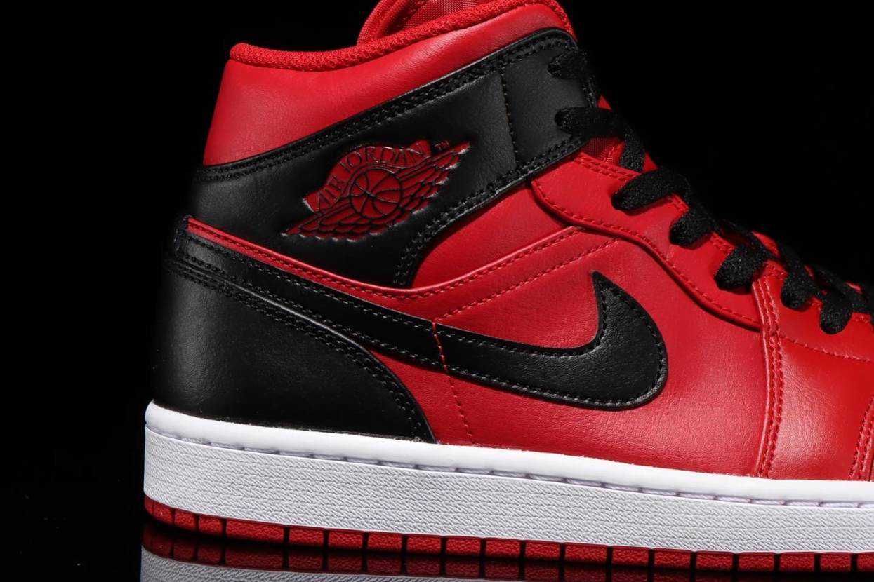 【スニダンで購入可】5/28発売 Nike Air Jordan 1 Mid "Reverse Bred" 抽選/定価/販売店舗まとめ 3枚目