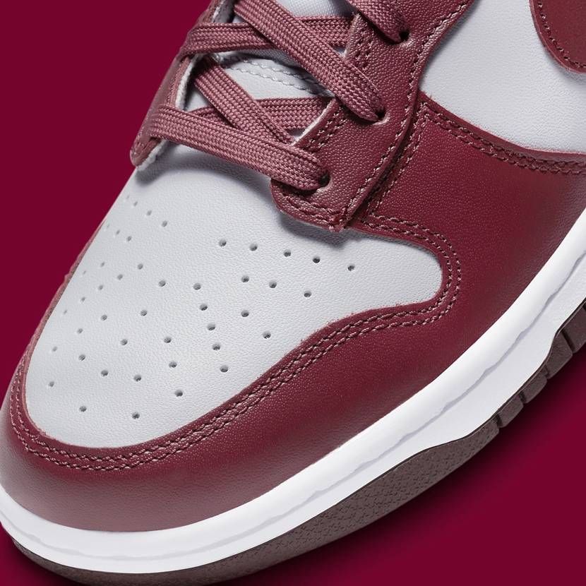 【スニダンで購入可】8/19発売 Nike Dunk High "Dark Beetroot and Wolf Grey" 抽選/定価/販売店舗まとめ 7枚目