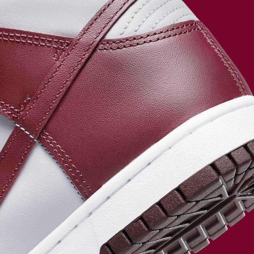 【スニダンで購入可】8/19発売 Nike Dunk High "Dark Beetroot and Wolf Grey" 抽選/定価/販売店舗まとめ 8枚目