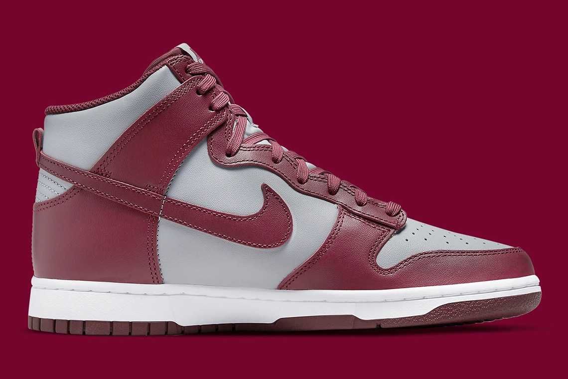 【スニダンで購入可】8/19発売 Nike Dunk High "Dark Beetroot and Wolf Grey" 抽選/定価/販売店舗まとめ 3枚目