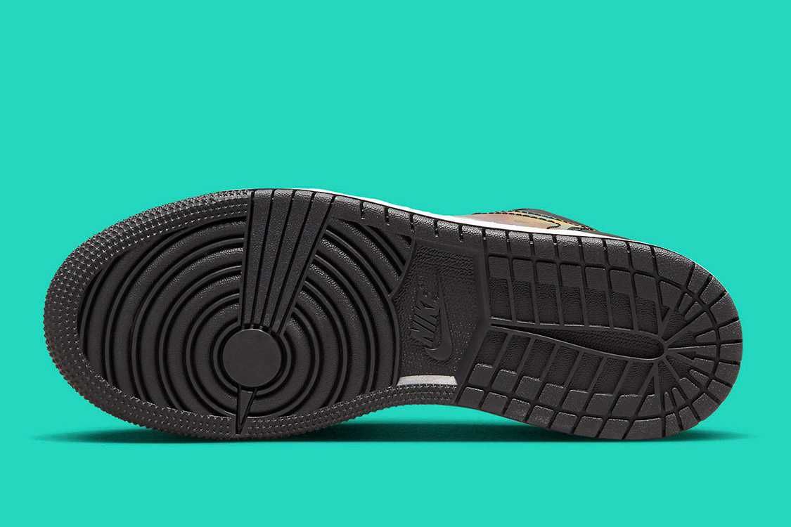 【スニダンで購入可】7/26発売 Nike Air Jordan 1 "Hologram" 2types 抽選/定価/販売店舗まとめ 4枚目