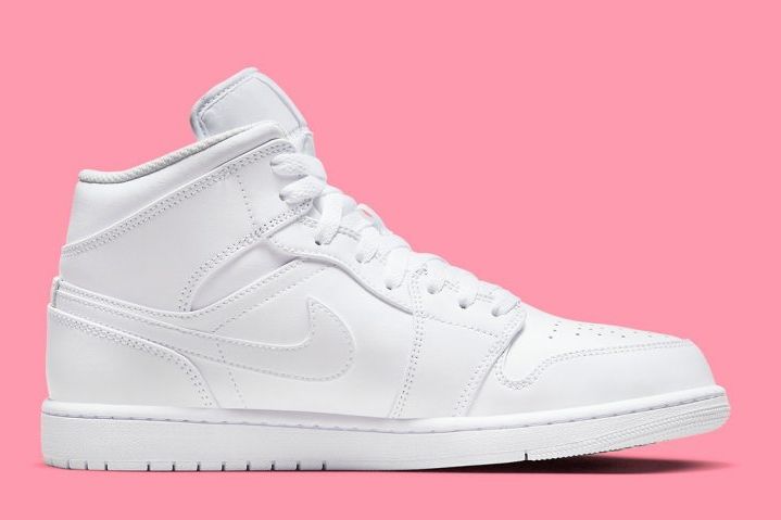 【スニダンで購入可】8/9発売 Nike WMNS Air Jordan 1 Mid "Triple White" 抽選/定価/販売店舗まとめ 3枚目