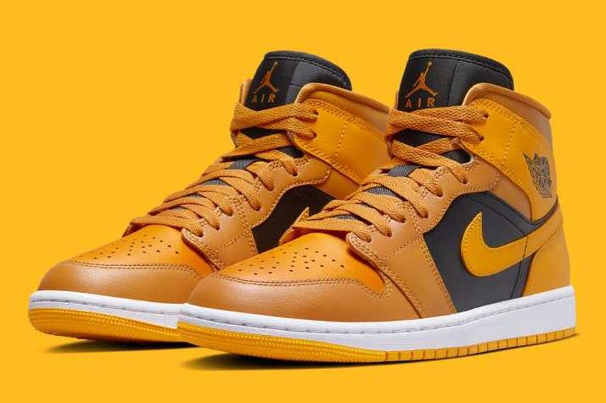 Air jordan 1 shop mid black university gold