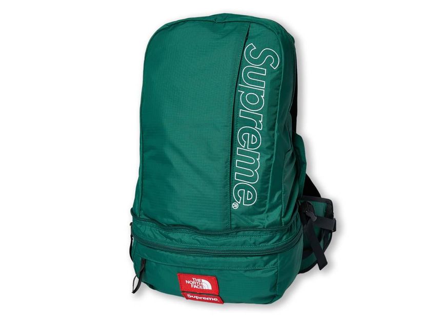 Supreme / The North Face Trekking Convertible Backpack + Waist Bag