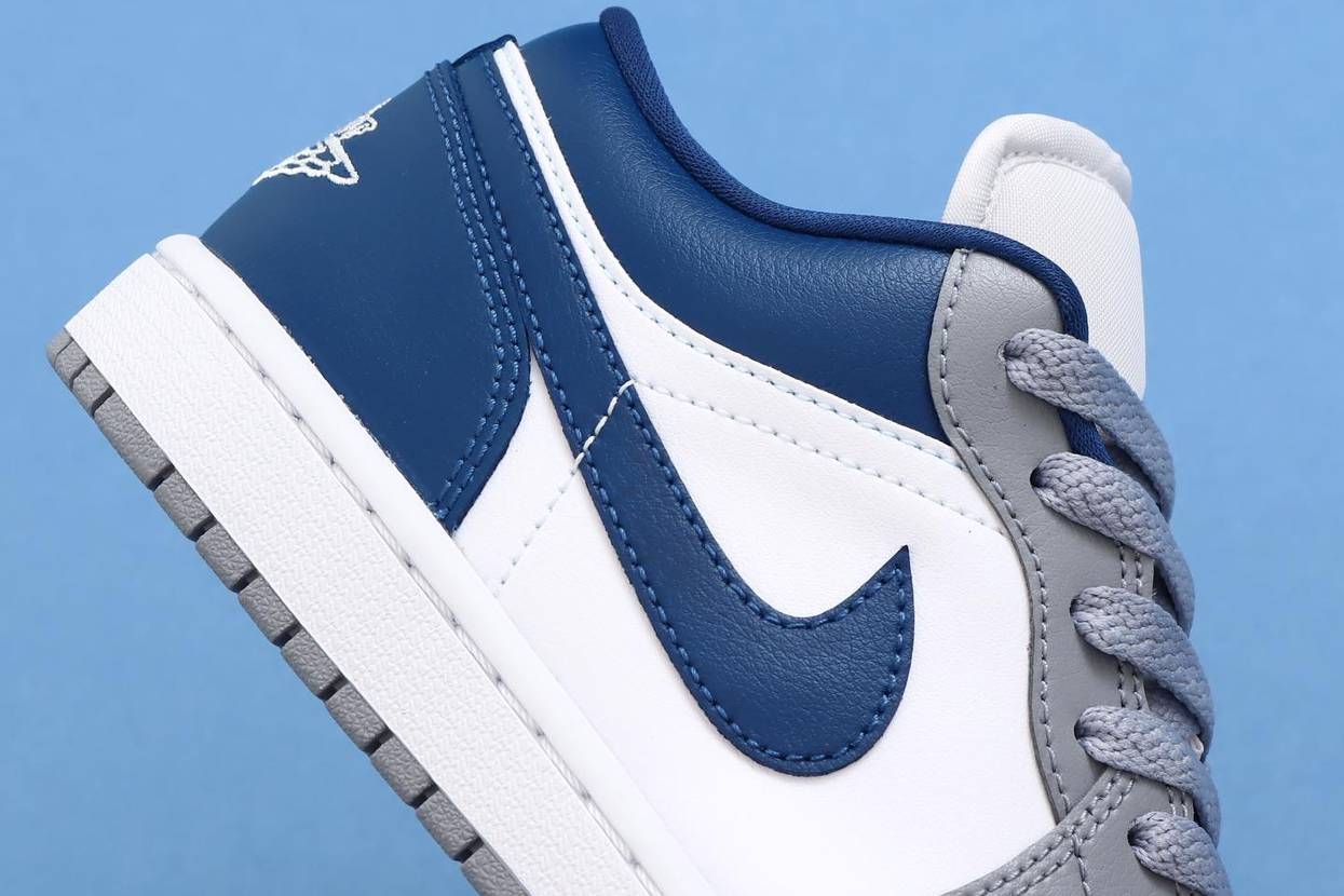 【スニダンで購入可】7/11発売 Nike WMNS Air Jordan 1 Low "Grey and Blue" 抽選/定価/販売店舗まとめ 4枚目