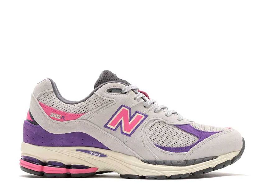 ニューバランス 2002R "グレー/ピンク"