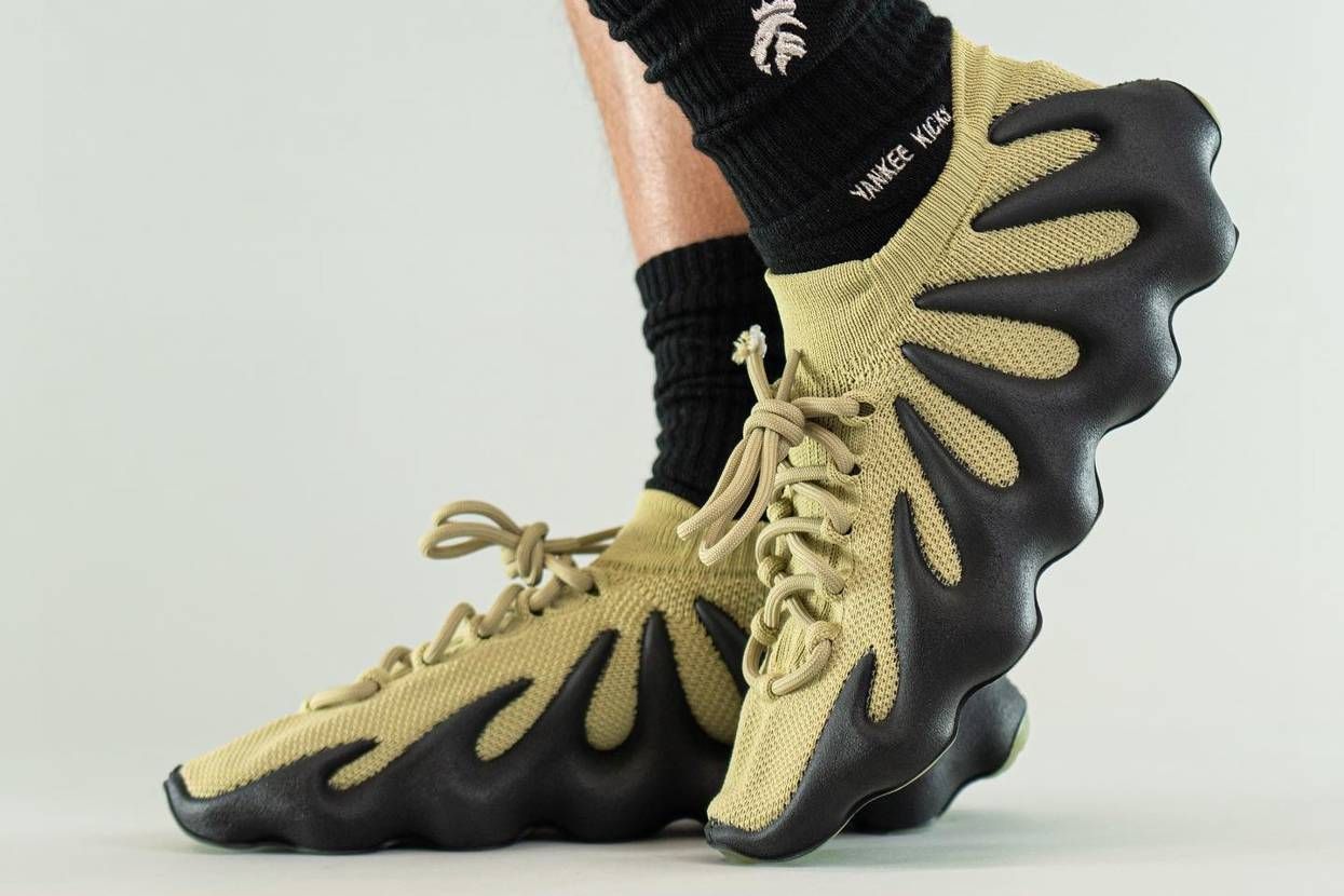 【リーク】adidas YEEZY 450 "Black Resin" 抽選/定価/販売店舗まとめ 2枚目