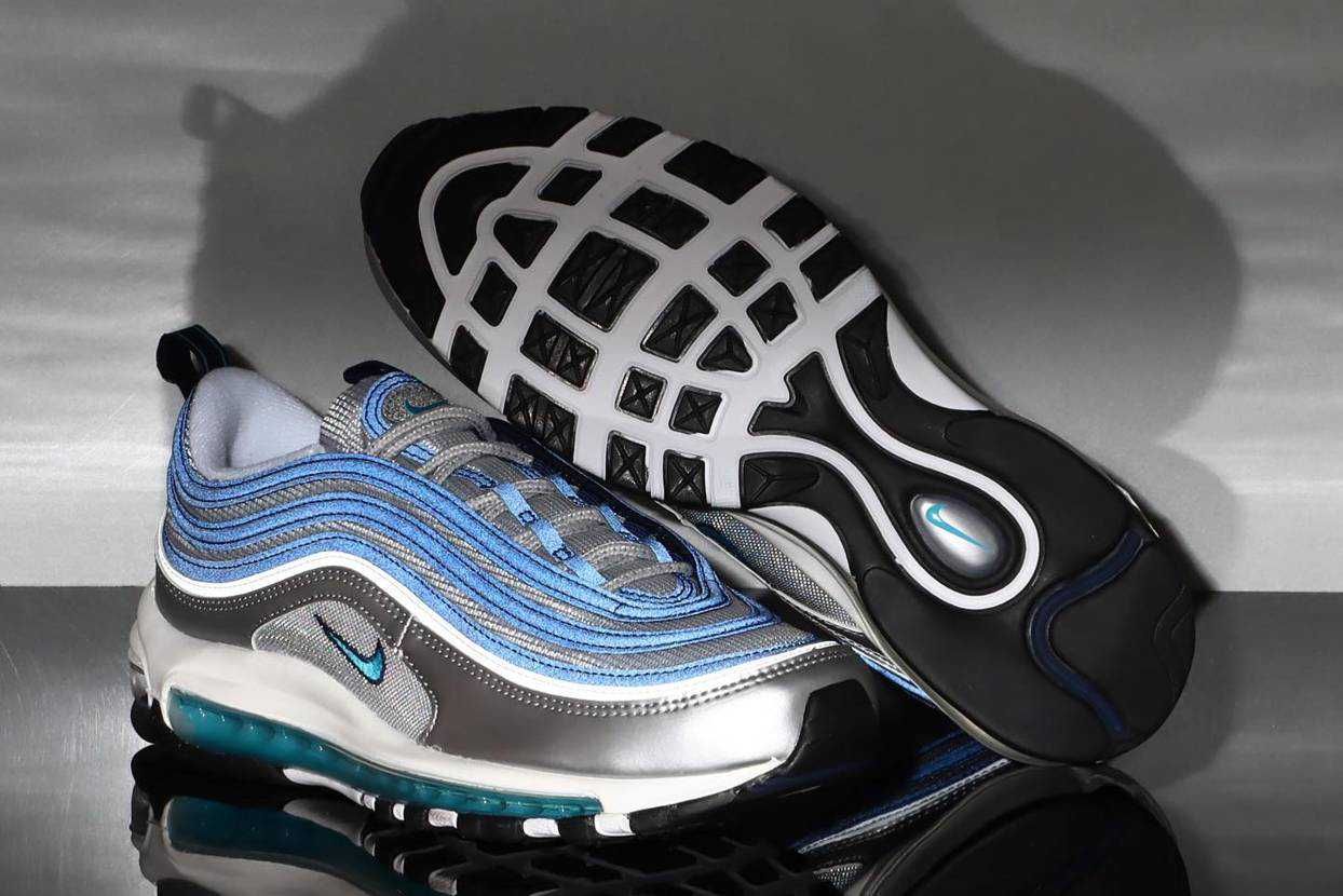 【スニダンで購入可】7/29発売 Nike Air Max 97 "Metallic Silver" 抽選/定価/販売店舗まとめ 3枚目