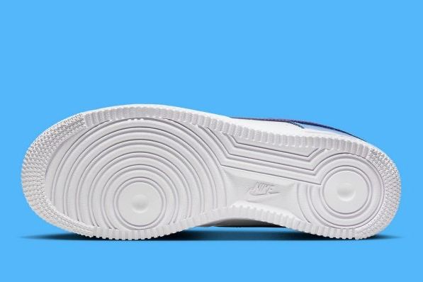 【販売リンクあり】近日発売 Nike WMNS Air Force 1 Low "Blue Patent" 抽選/定価/販売店舗まとめ 5枚目