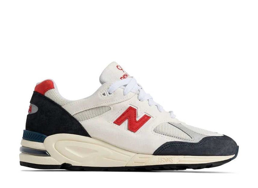 New Balance 990V2