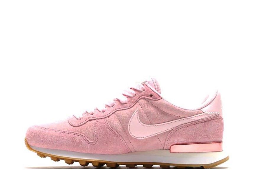 Nike premium internationalist sneakers top in pink