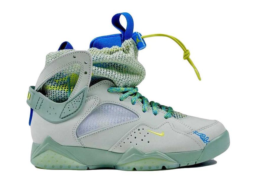 べフィーズ ビューティー サプライ × ナイキ ウィメンズ エアジョーダン7 レトロ SP "シーフォーム"