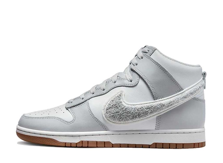Nike Dunk High Retro University Chenille Swoosh