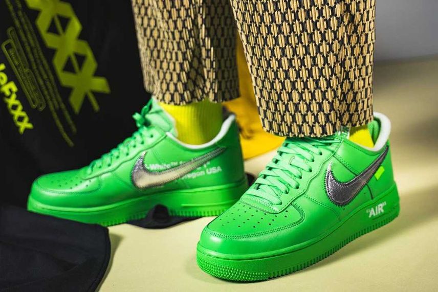 Air force 1 low neon green best sale