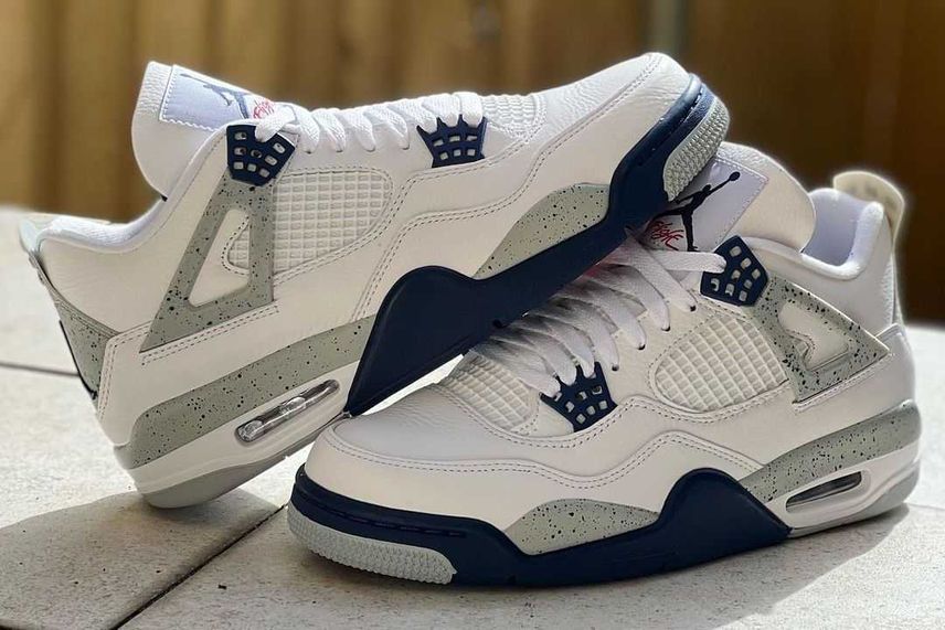 Nike Air Jordan 4