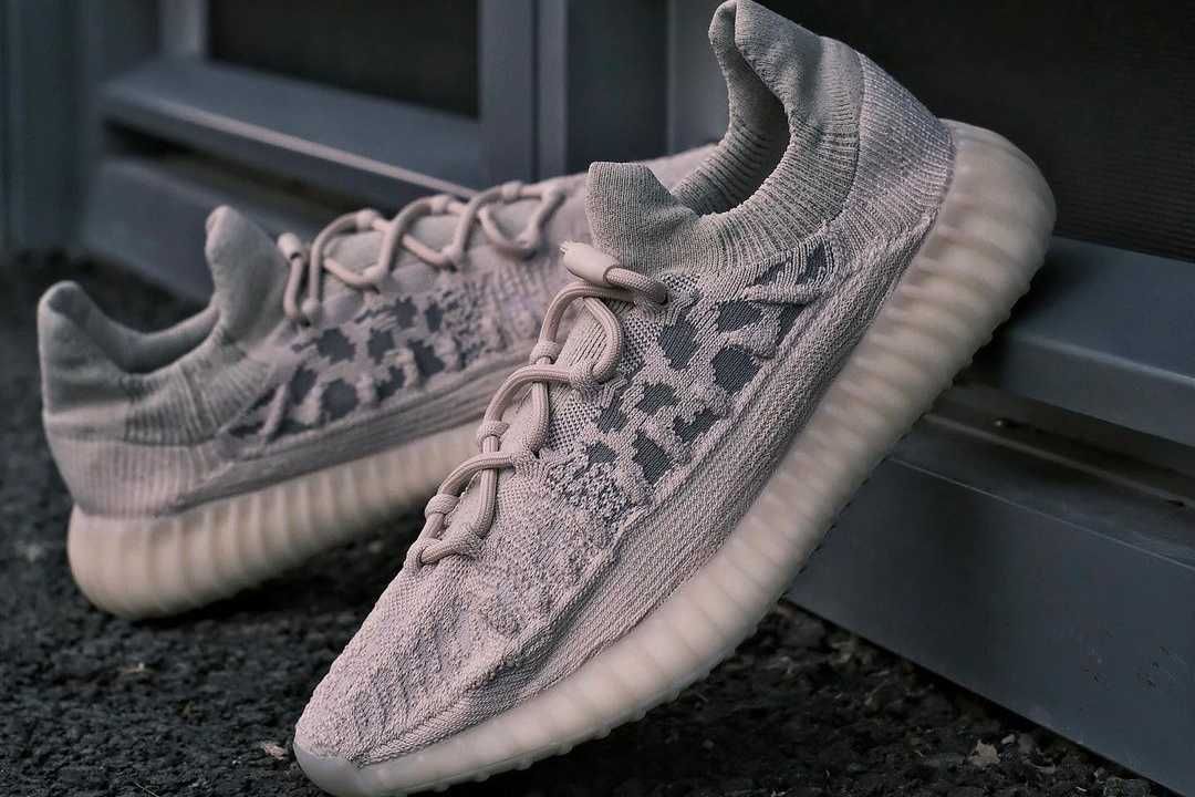 8/4発売｜adidas YEEZY Boost 350 V2 CMPCT Slate Bone｜抽選/販売/定価情報 | スニーカーダンク